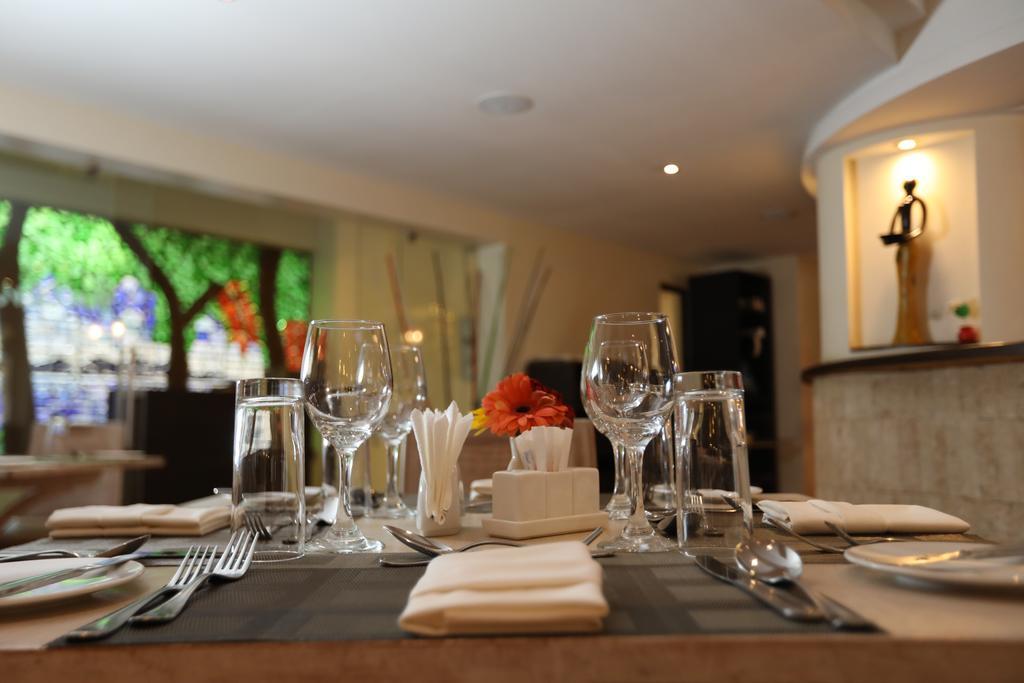 Bidwood Suite Hotel Nairobi Exterior foto